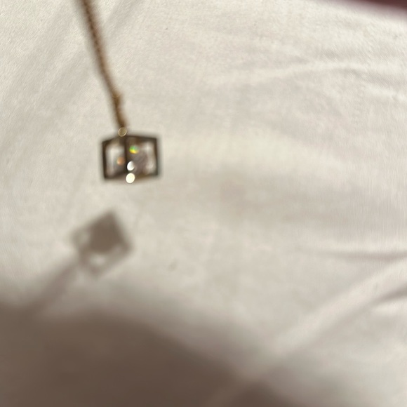 NWT ~ LAUREN CONRAD 32” GOLD NECKLACE - Picture 3 of 5